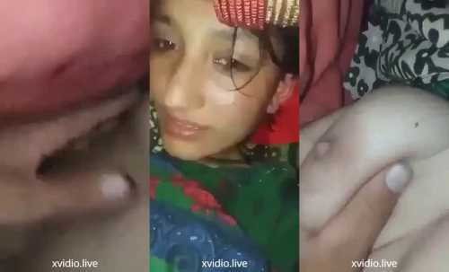 Seductive Pakistani Village Babe with Big Tits