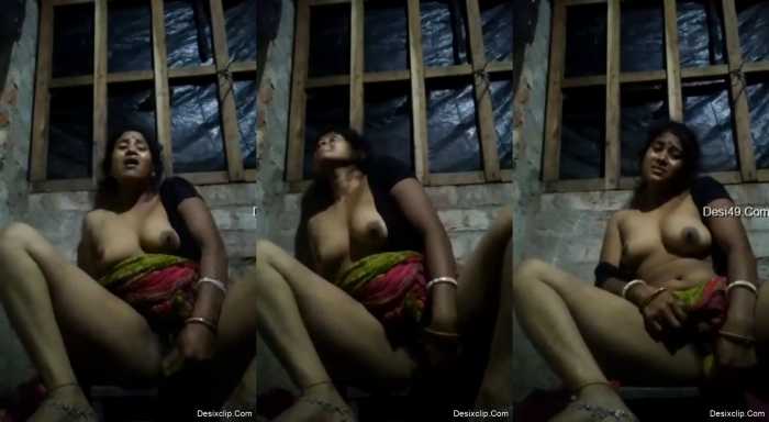 Wild Village Bhabhi Reaches Orgasm with Masturbation