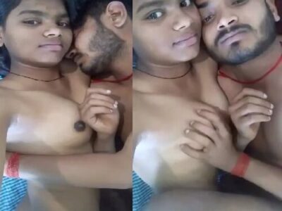 Indian college girls intimate foreplay xvideo with boob press